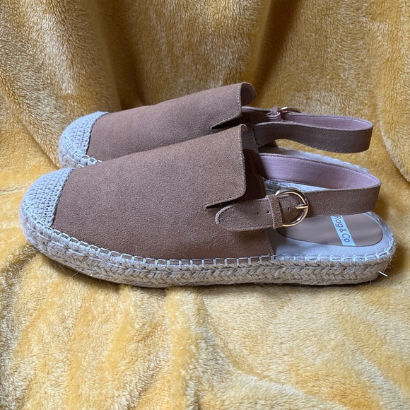 Suede slingback strap espadrilles-so cute for fall weather-worn less than 5x - Picture 1 of 11